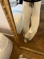 Charger l'image dans la galerie, Liu Jo - Jogging ecru
