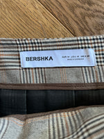 Charger l&#39;image dans la galerie, Malika Menard Jupe à carreaux Bershka beige
