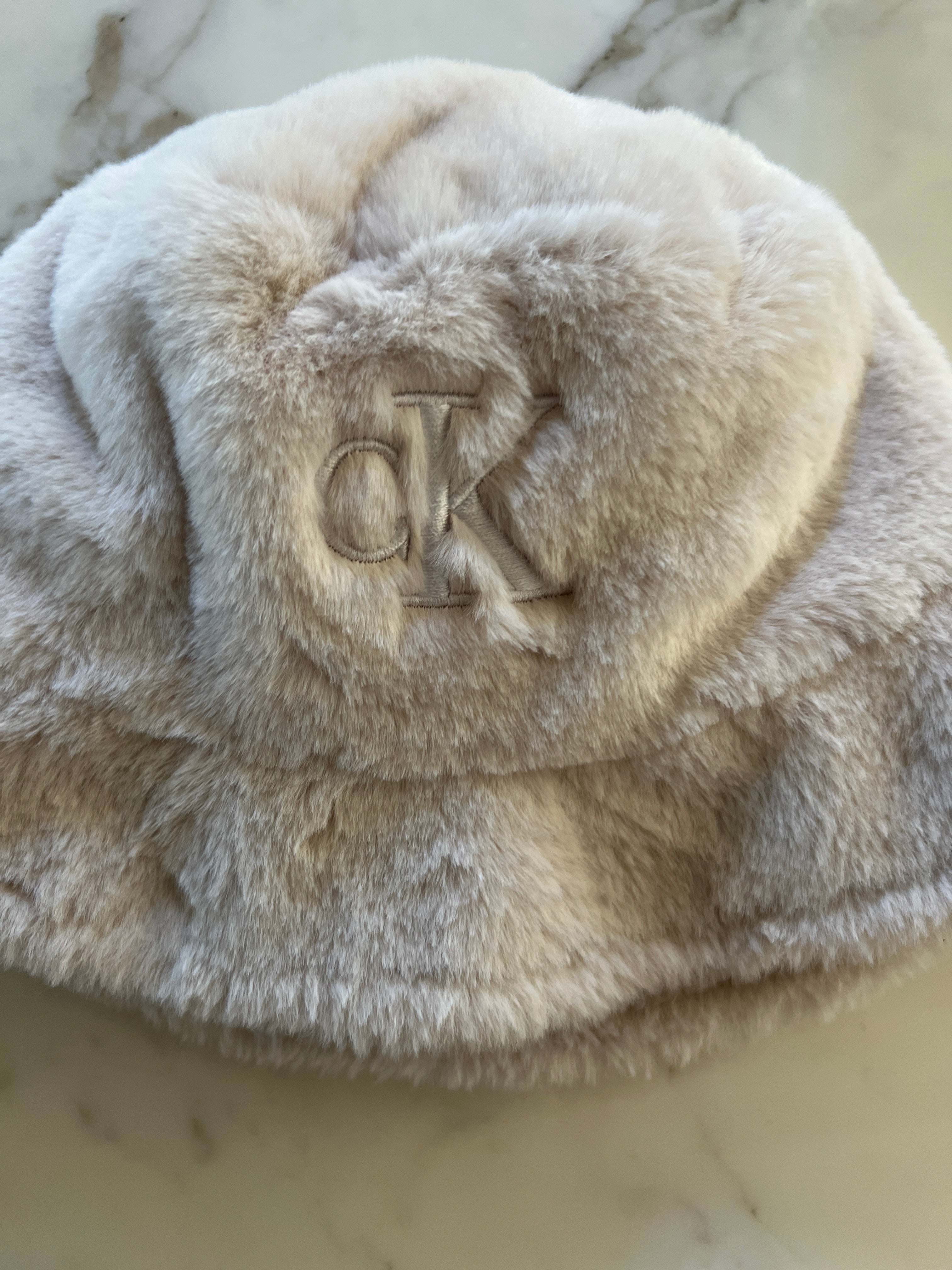 Malika Menard Bob Clavin Klein Jeans beige