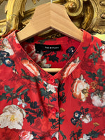 Charger l'image dans la galerie, The Kooples  - Chemisier en soie à fleurs rouge
