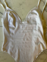 Charger l'image dans la galerie, Jacquemus - Body à bretelles blanc nacré
