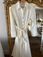 Charger l'image dans la galerie, Zare- Robe blanche longue brodée
