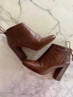 Charger l'image dans la galerie, Sézane - Bottines camel croco lacets
