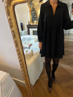 Charger l'image dans la galerie, Zara  - Robe noire col chemise
