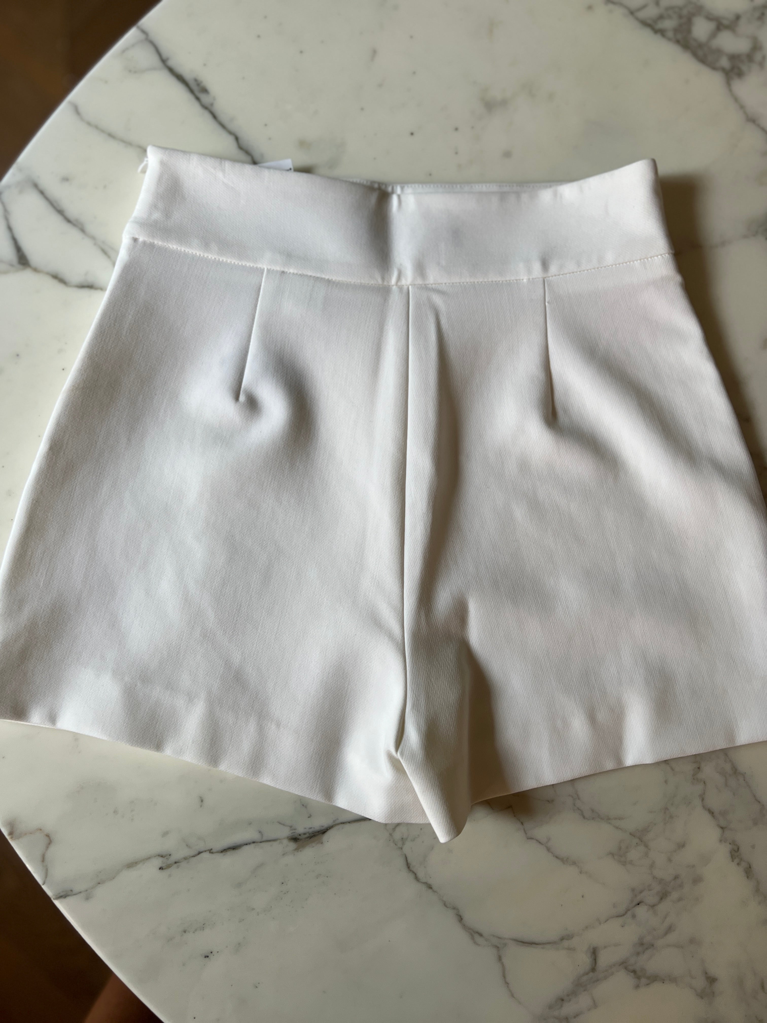 Short Zara Neuf blanc