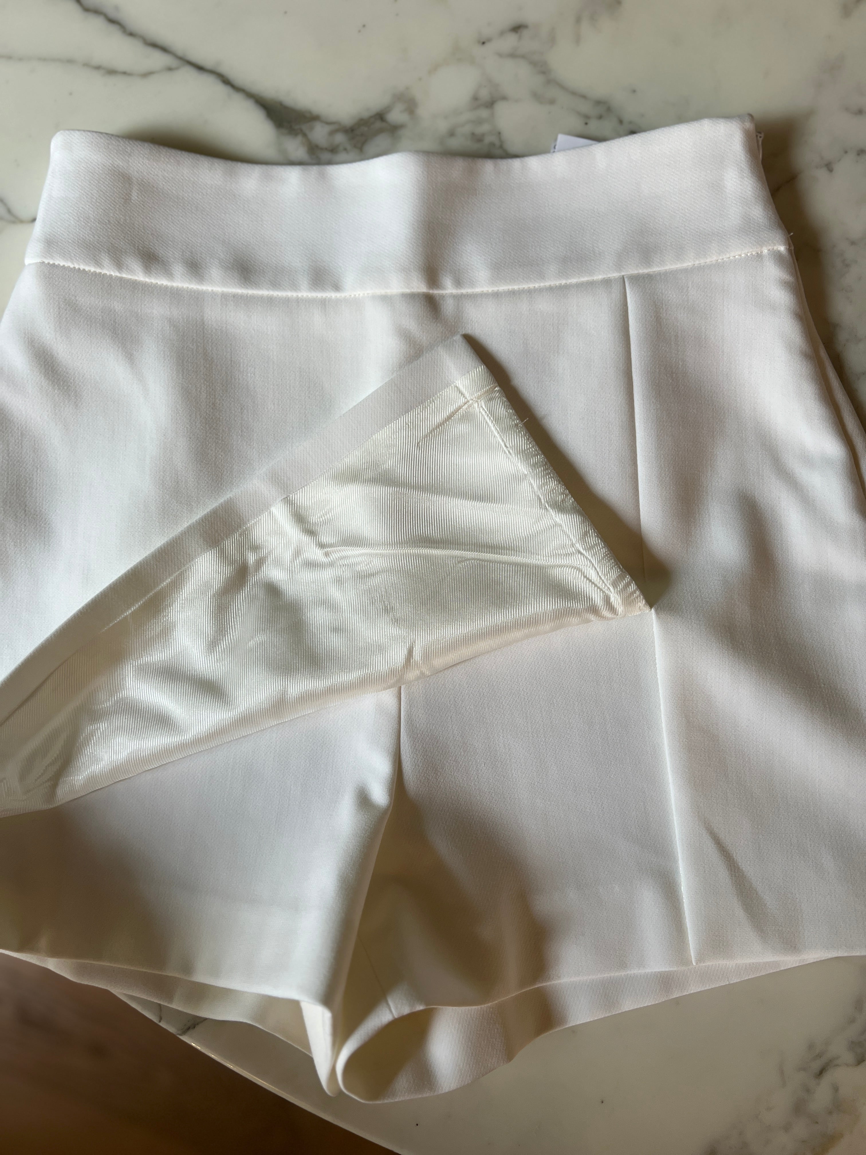 Short Zara Neuf blanc