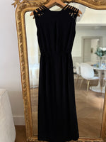 Charger l'image dans la galerie, Robe Sandro noire longue épaules ajourées
