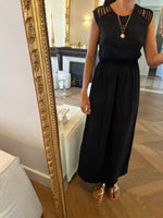 Charger l'image dans la galerie, Robe Sandro noire longue épaules ajourées
