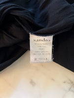 Charger l'image dans la galerie, Robe Sandro noire longue épaules ajourées
