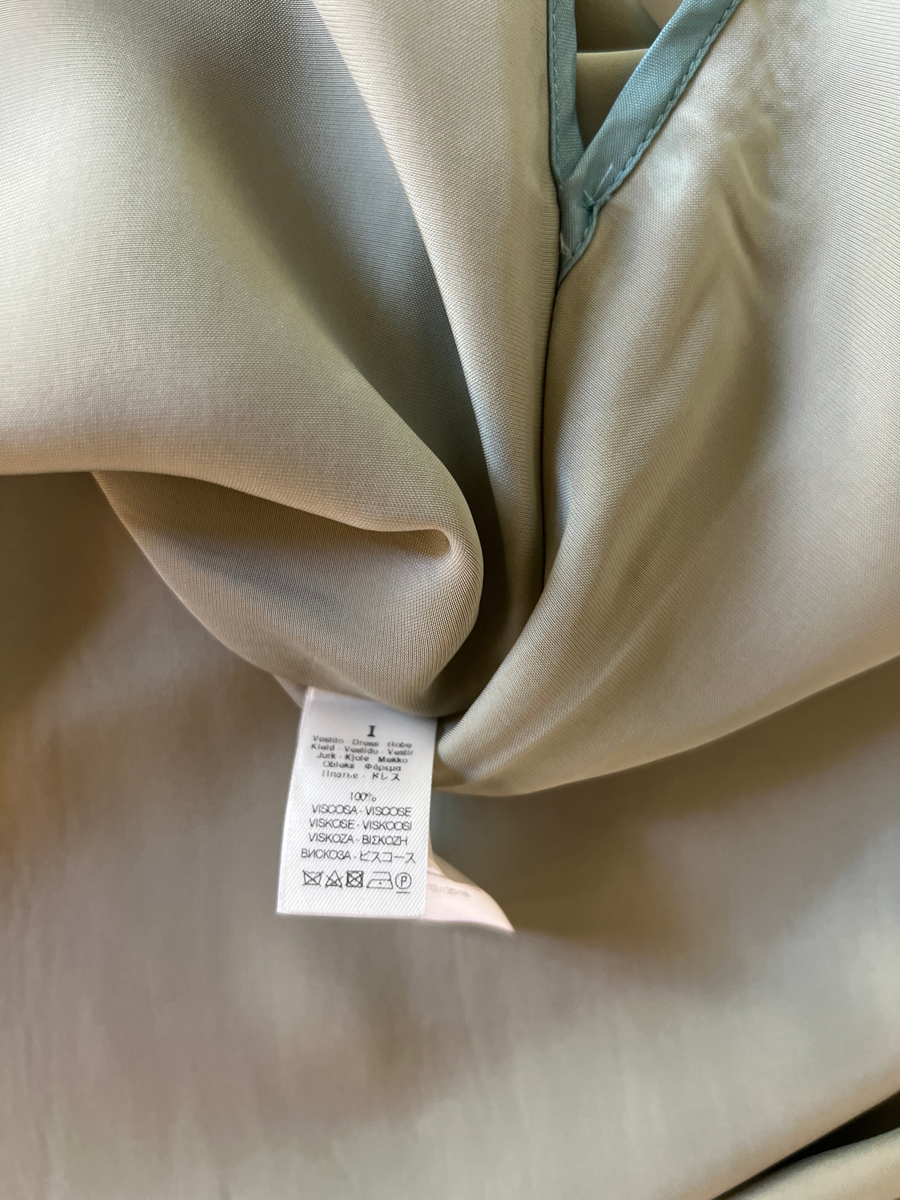 Robe Forte Forte longue verte satinée