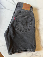 Charger l&#39;image dans la galerie, Short Levis 501 Noir
