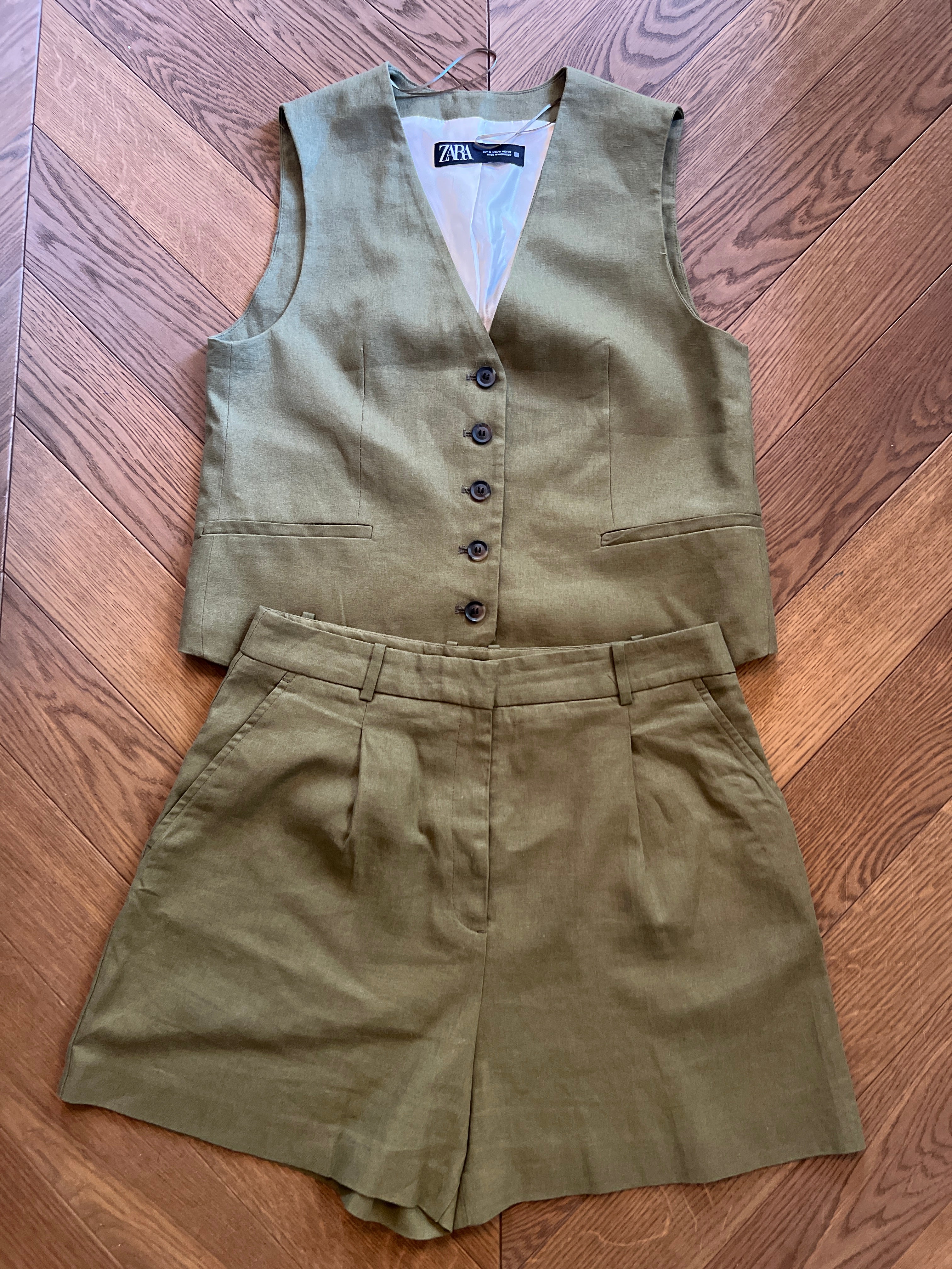 Ensemble Zara kaki short et haut