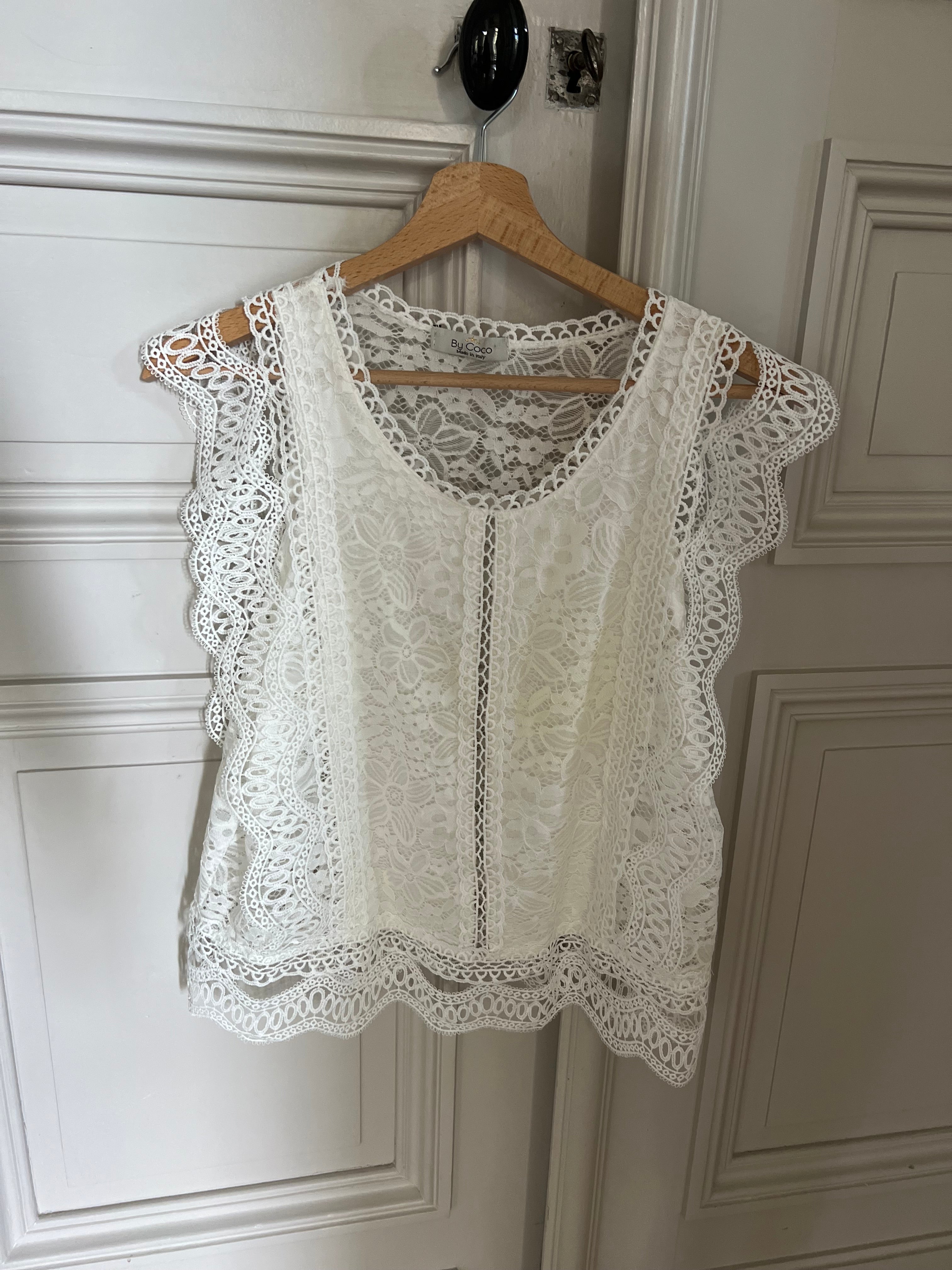 Haut By Coco blanc avec broderie