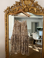 Charger l&#39;image dans la galerie, Robe Iro en soie léopard beige

