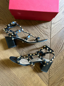 Sandales Valentino Rockstud à brides