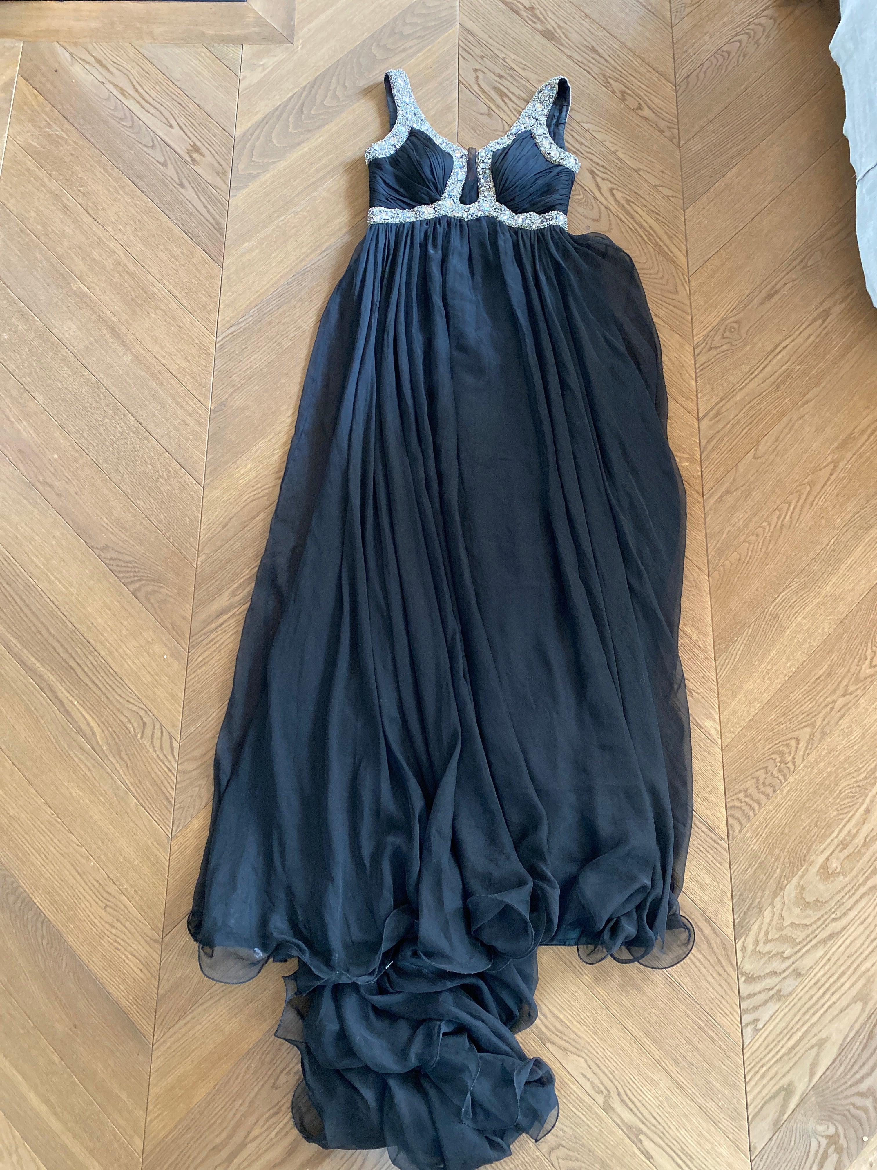 Charlotte Pirroni Robe de soirée noire avec strass