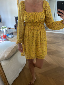 Charlotte Pirroni Robe  Nastygal moutarde à fleurs
