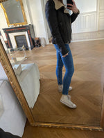 Charger l&#39;image dans la galerie, T shirt Zara noir court avec petites paillettes
