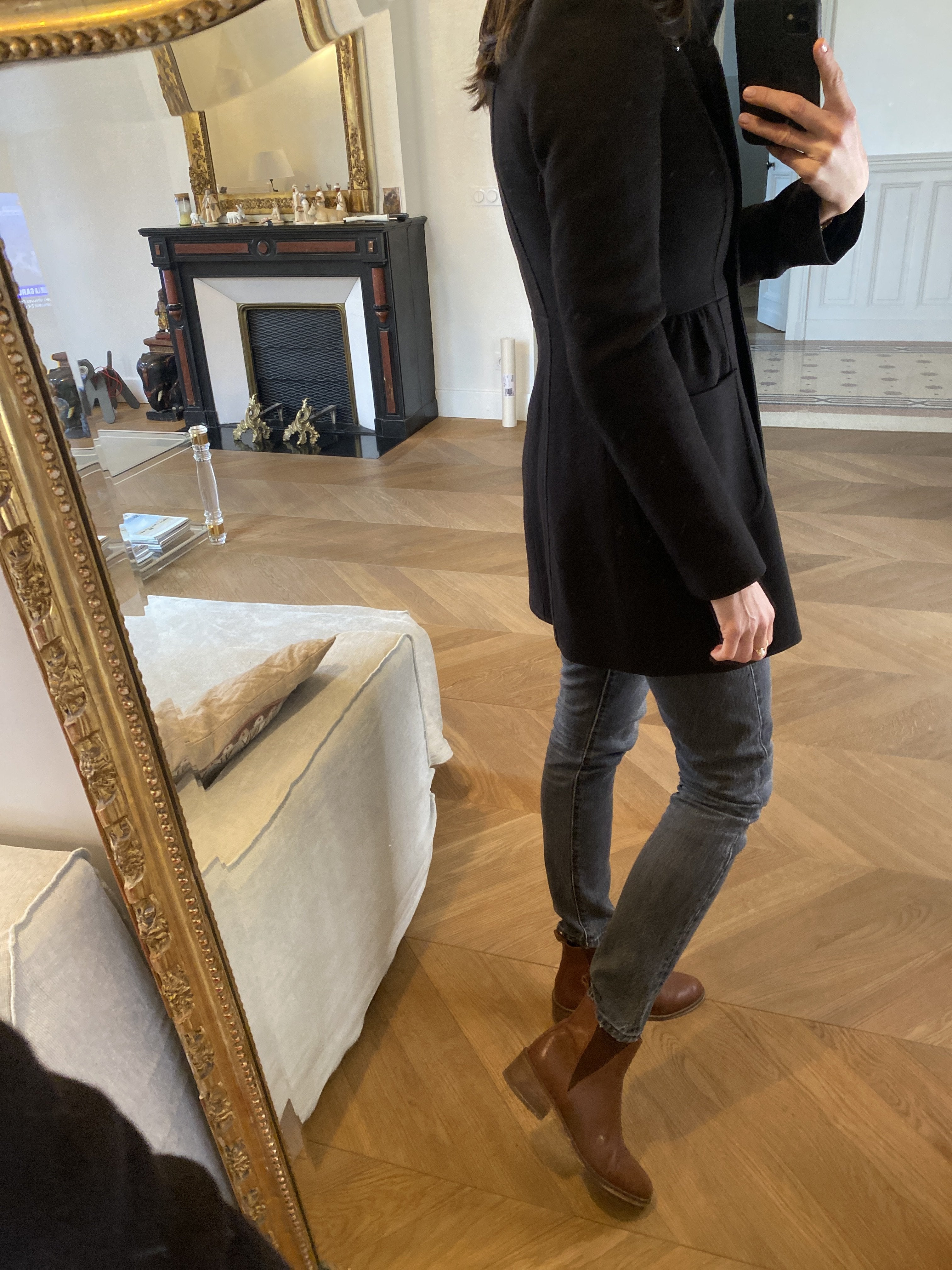 Mateau noir Zara avec épaulettes