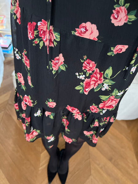 Jupe noire à fleurs évasée et à plis avec poches | Kaufen auf Jupe noire à fleurs évasée et à plis avec poches | Kaufen auf