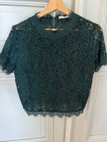 Charger l&#39;image dans la galerie, T shirt Zara en dentelle vert sapin
